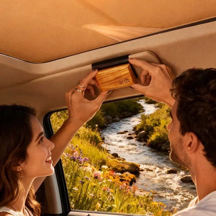 Car Sun Visor Aromatherapy Clip – Wooden Fragrance Ornament