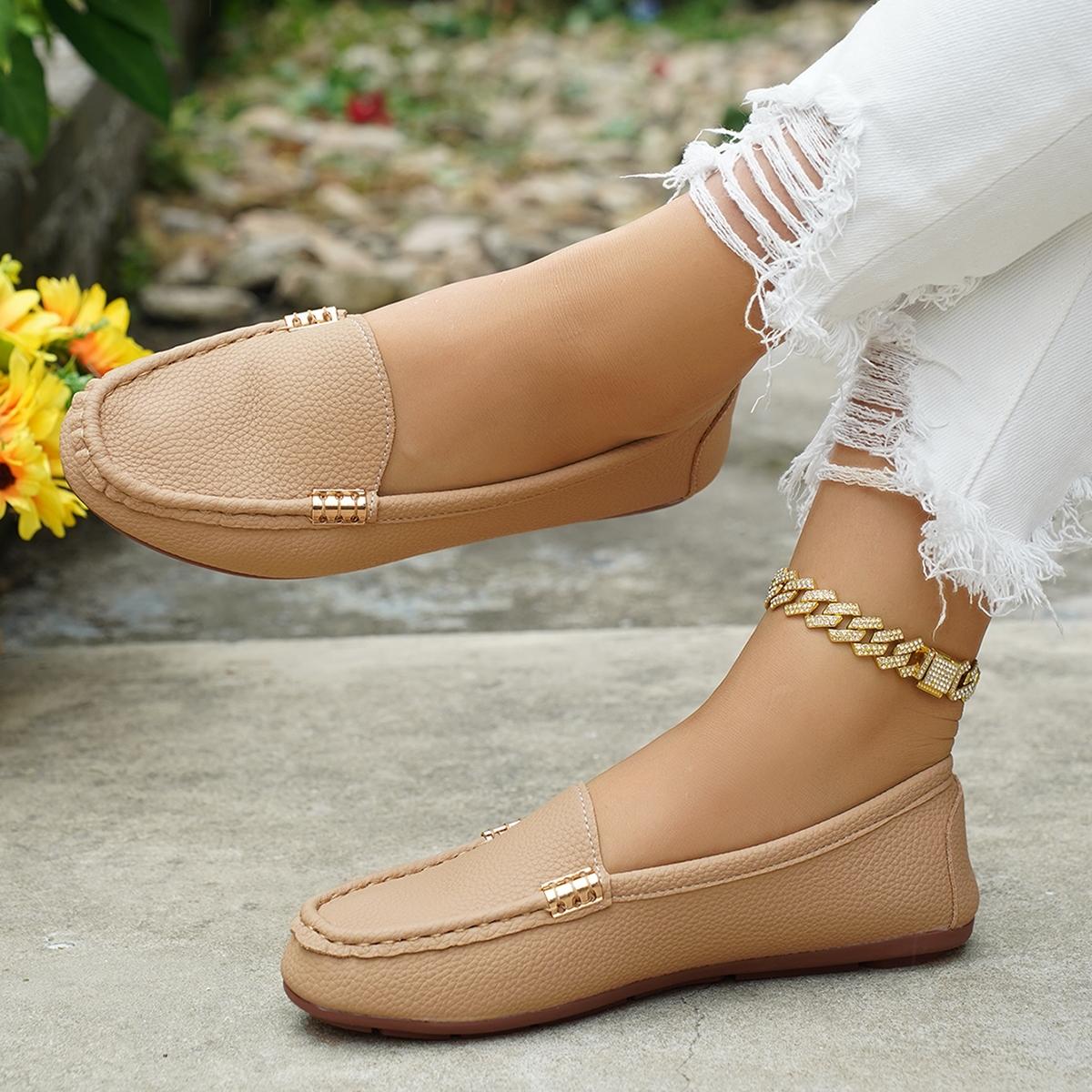 Women's Classic Plain Low Heel Shoes, Fashionable and Sexy, High-End Slanted Metal Chain Decoration, Comfortable Casual Footwear, Everyday Wear Footwear