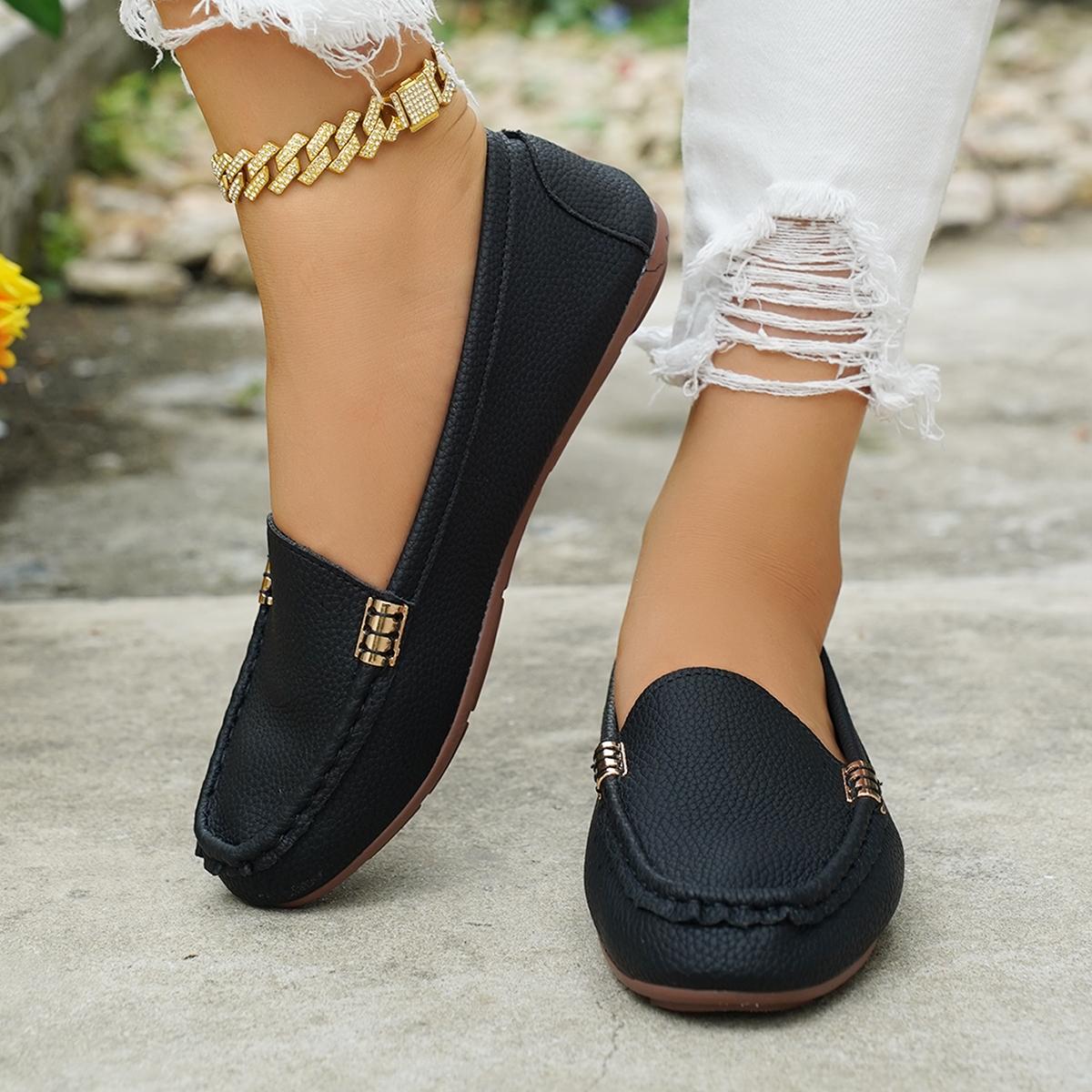 Women's Classic Plain Low Heel Shoes, Fashionable and Sexy, High-End Slanted Metal Chain Decoration, Comfortable Casual Footwear, Everyday Wear Footwear