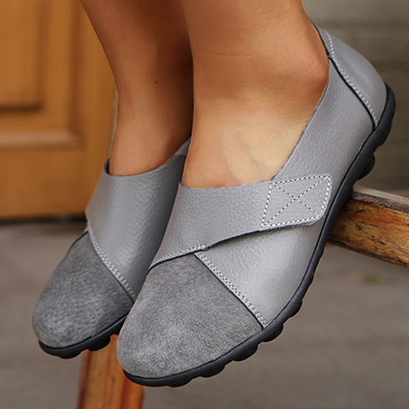 🏆 Bestseller 2026 – Damen Komfort-Slipper mit verstellbaren Schnallen & weicher Sohle 🔥 Letzter Tag: 80 % Rabatt