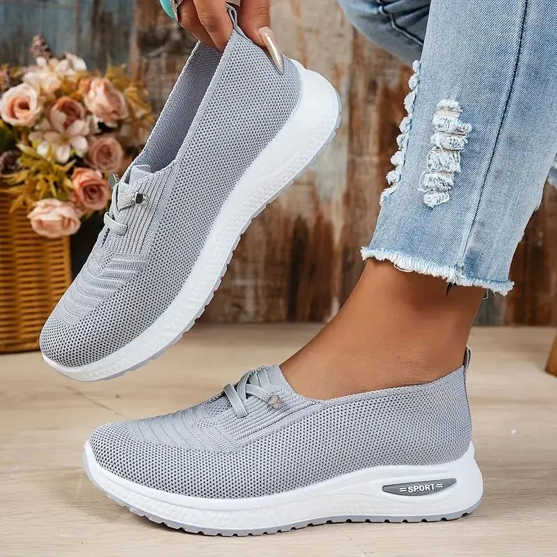 👟( 𝐋𝐄𝐓𝐙𝐓𝐄𝐑 𝐓𝐀𝐆: 𝟖𝟎 % 𝐑𝐀𝐁𝐀𝐓𝐓 )Damen Slip-On Sneaker aus Strickmaterial
