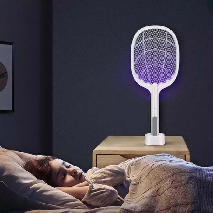 ⚡ Letzter Tag 2-in-1-Mückenklatsche🔦 | ·3000 V Hochspannung·Standfuß ohne Handgriff | Für zu Hause/Küche/Terrasse/Camping