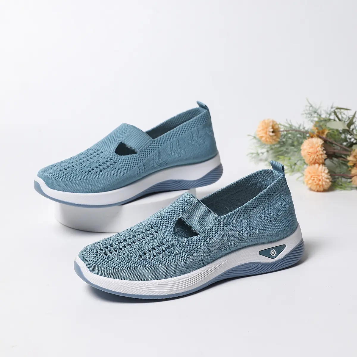 Atmungsaktive Komfort-Sneaker für Damen – leicht & bequem zum Hineinschlüpfen