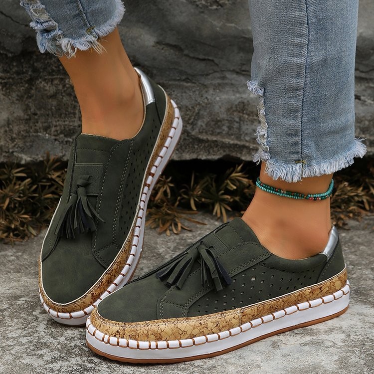 🚨Summer Sale⭐Women's Modern Slip-On Sports Tassels Shoes