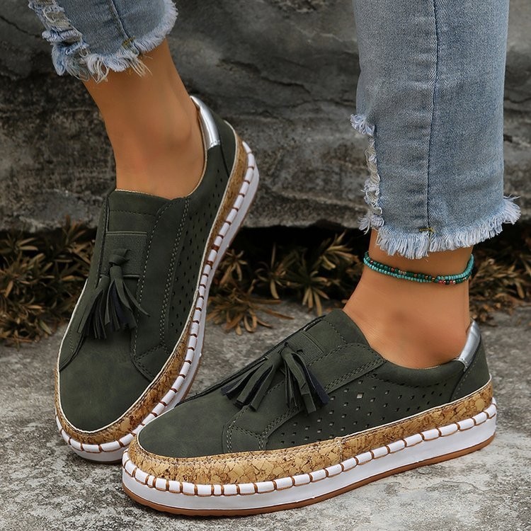 🚨Summer Sale⭐Women's Modern Slip-On Sports Tassels Shoes