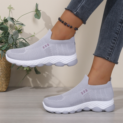✨ Bestseller 2026 🏆Damen Komfort-Slipper aus Mesh – Atmungsaktiv, Leicht & Rutschfest 👟 𝐋𝐄𝐓𝐙𝐓𝐄𝐑 𝐓𝐀𝐆: 𝟖𝟎 % 𝐑𝐀𝐁𝐀𝐓𝐓 