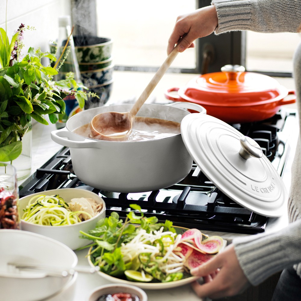 🎄Today's Special Value🎁 Le Creuset Cast-Iron 6.75-qt Classic Round Wide Oven 