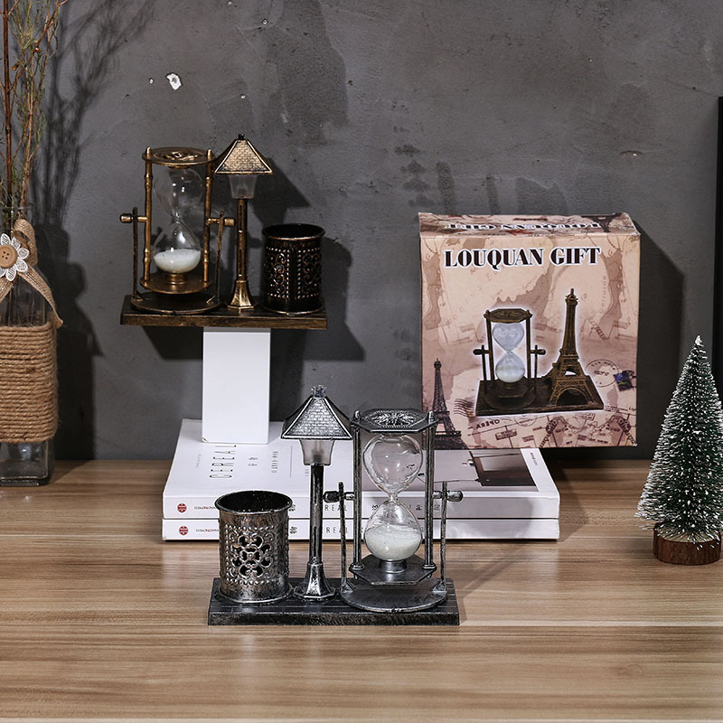 Creative Retro Night Light, Nostalgic Pen Holder, Hourglass with Flowing Sand, Desktop Ornament, Graduation Gift for Students, Friends, and Children