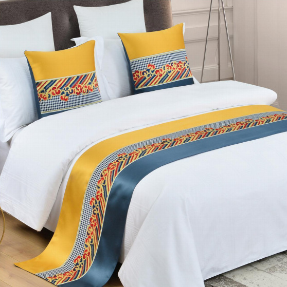 Hotel bed runners and bed flags come in a variety of modern, light luxury, and high-end guesthouse bed covers and pillowcases.