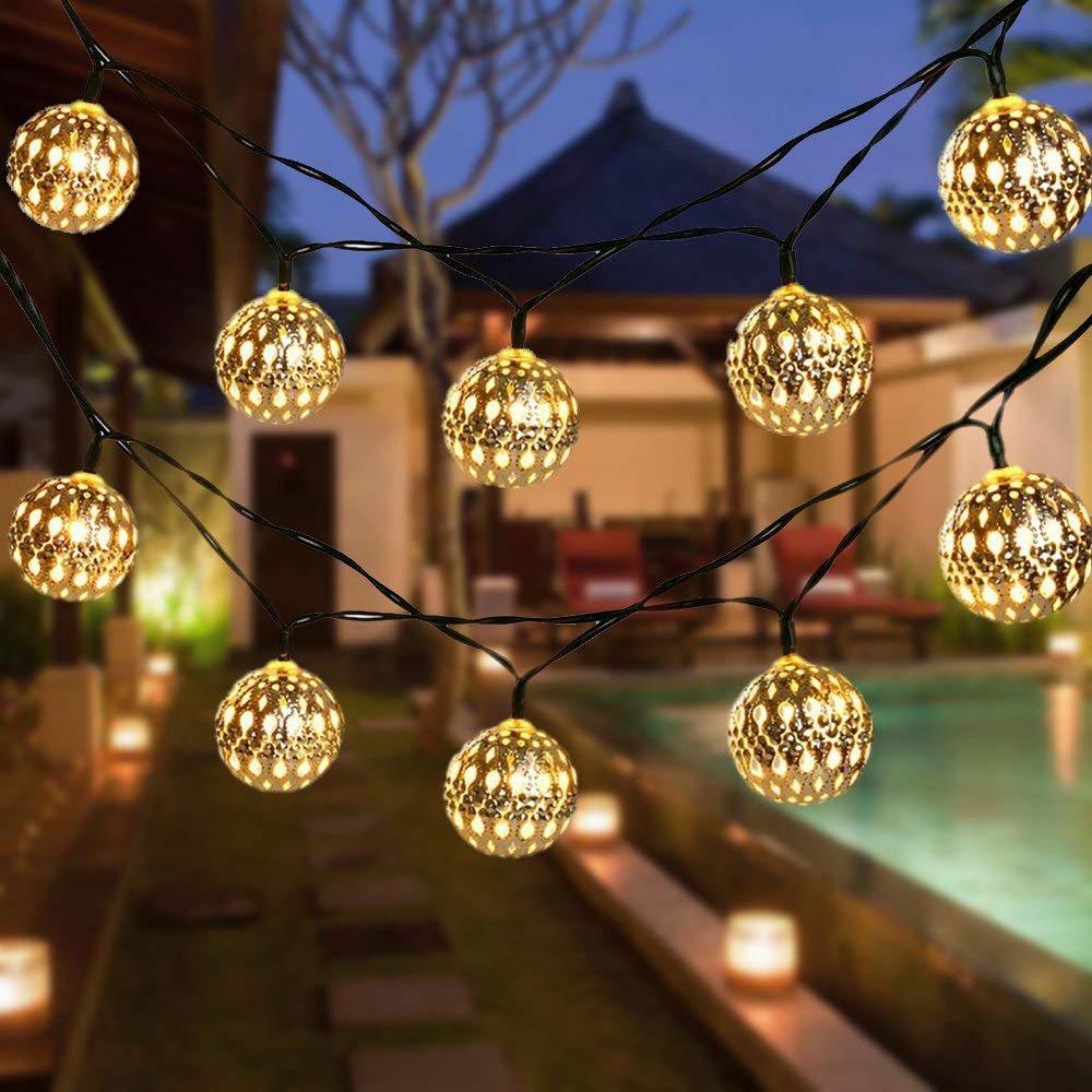 Cross-border solar LED string lights, Christmas hollow Moroccan ball lights, wrought iron spheres, romantic room decorations.