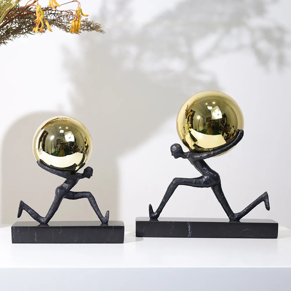 Desktop ornaments