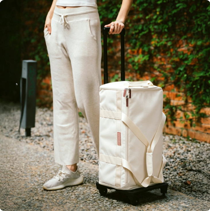 Large Capacity Weekender Carry-on Bag, Holds 14 Days Clothes, Lightweight Duffle Bag for Airplane Travel Weekend Getaway