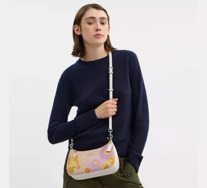 Teri Shoulder Bag In Signature Canvas With Floral Print