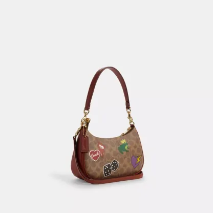 Teri Shoulder Bag In Signature Canvas With Sticker Print