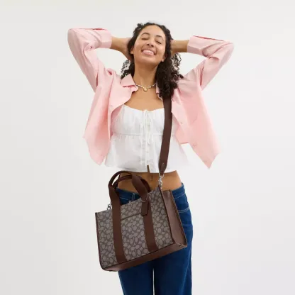 Smith Tote Bag In Signature Jacquard