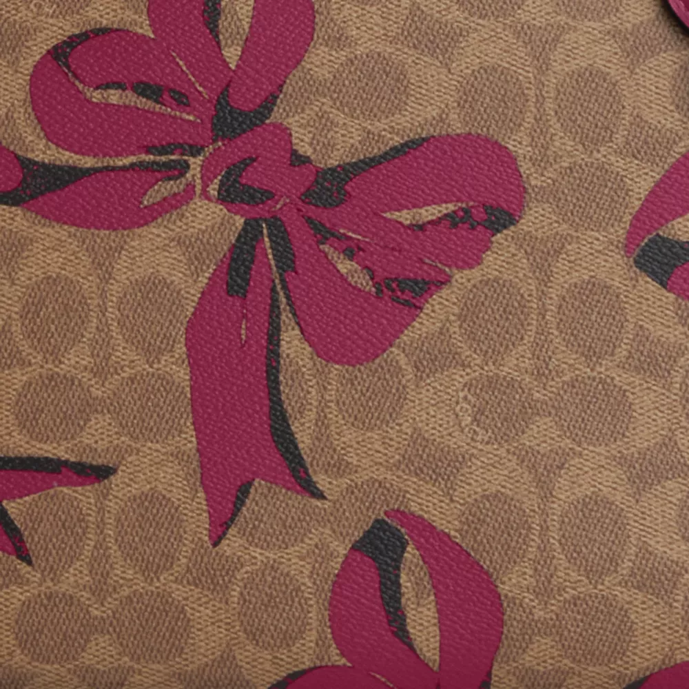 Gallery Tote Bag In Signature Canvas With Bow Print