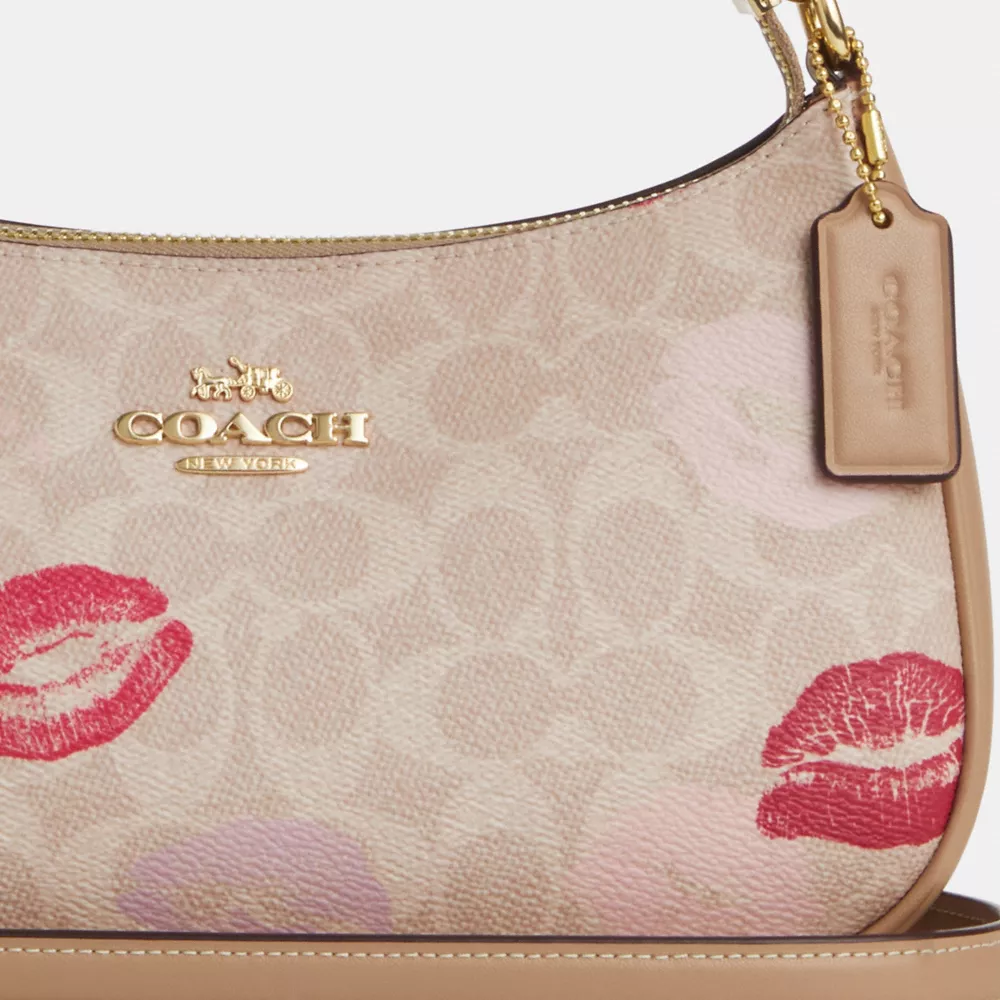 Teri Shoulder Bag In Signature Canvas With Lips Print