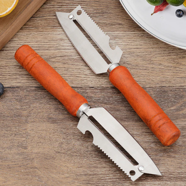 🥕 Kupte 1, 1 dostanete zdarma! ✨ Multifunkční kuchyňská škrabka: Vyrobená z nerezavějící oceli s ergonomickou rukojetí, ideální na ovoce, zeleninu a maso 🔪