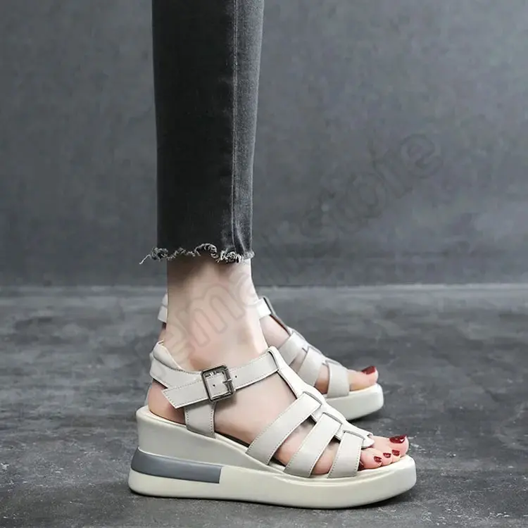 【35-42】 Sandale cu talpă moale, cizme retro cu talpă moale