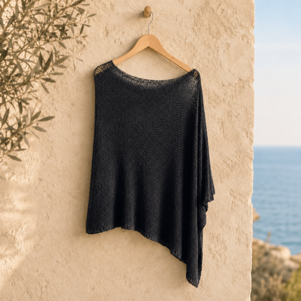 The Fleece Summer Poncho，“☀️ Breathable & cool,” “👗 Versatile styling,” “🌊 Perfect for the beach or brunch.”