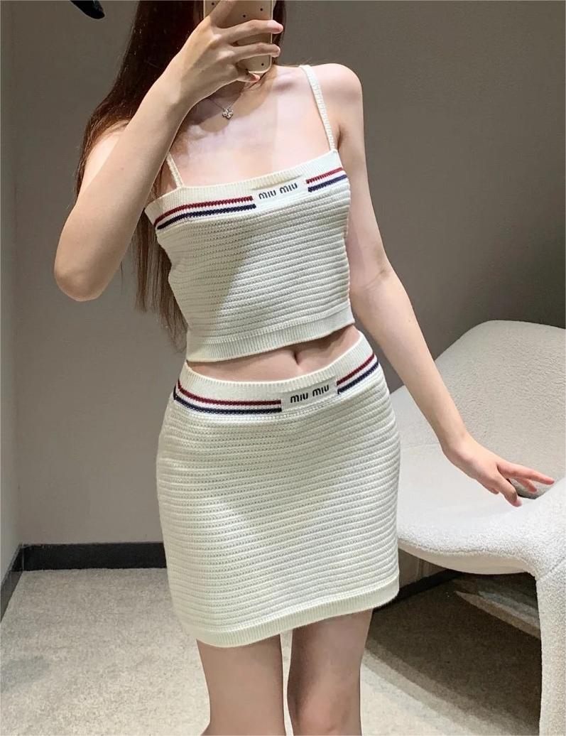 MIU25SS striped knit half skirt