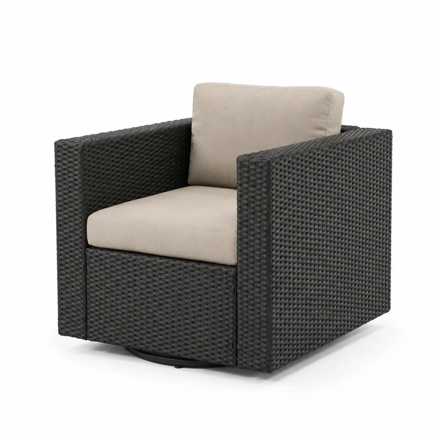 Poltrona da esterno in rattan con cuscini in poliestere