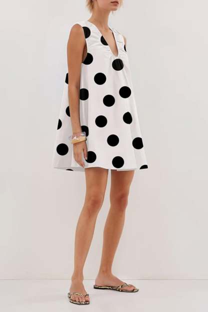Women’s Sleeveless Bubble Hem Mini Dress with Pockets
