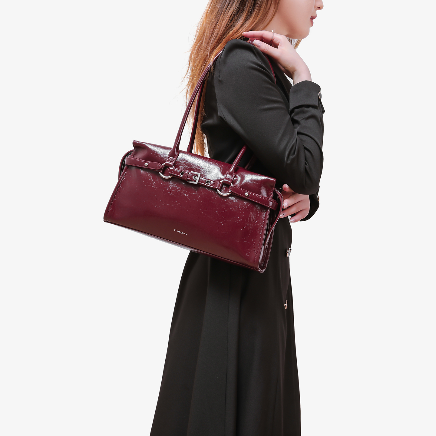 Retro Burgundy Cracked Leather Belt Buckle Shoulder Handbag