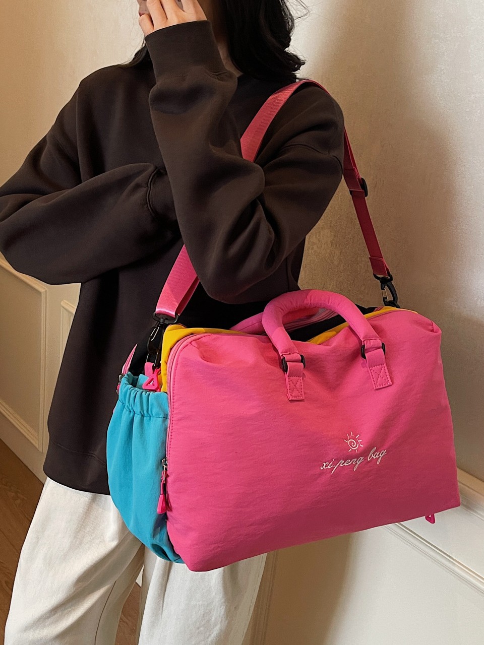Color Block Large Capacity Travel Duffle Bag, Trendy Multi-Pocket Sports Weekender Bag