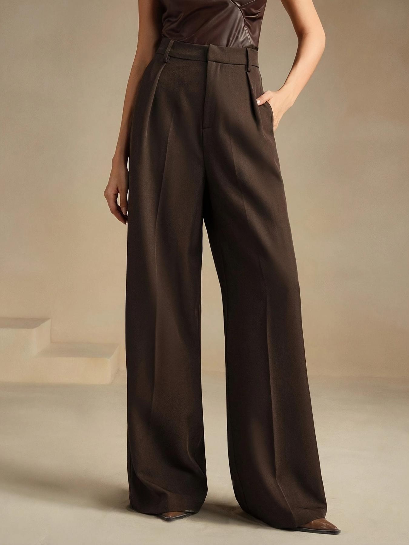 Pantalón de Mujer de Tiro Alto y Pierna Amplia — Corte Holgado con Pliegues en la Cintura, Desde $65.57 MXN por Pieza