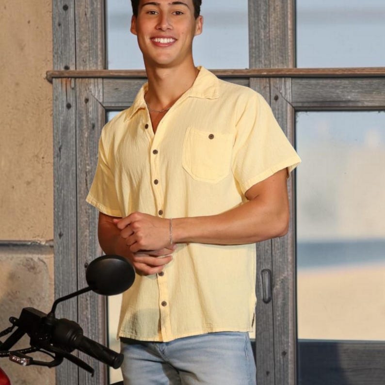 Men's Casual Organic Cotton Short Sleeve  Buttoned Casual Shirt