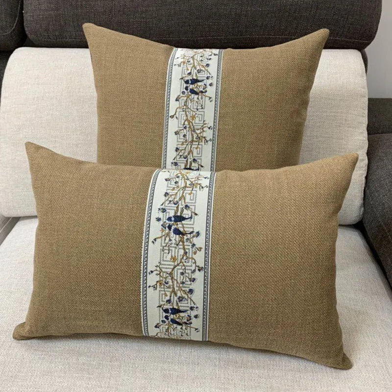 Pillows & Blankets