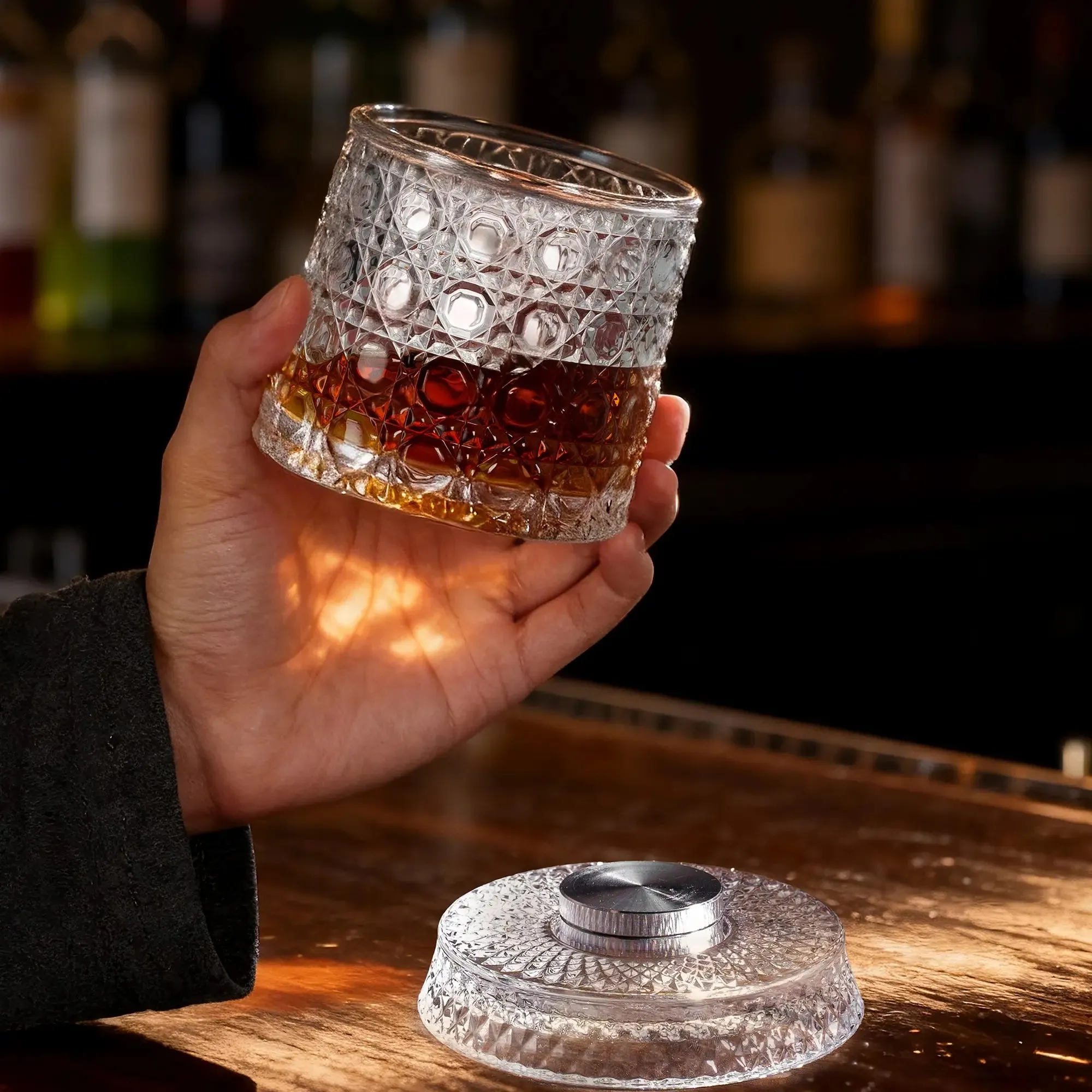 4-Pack Rotating Crystal Whiskey Glasses with4 Ice Ball Molds & 🎁Gift Box