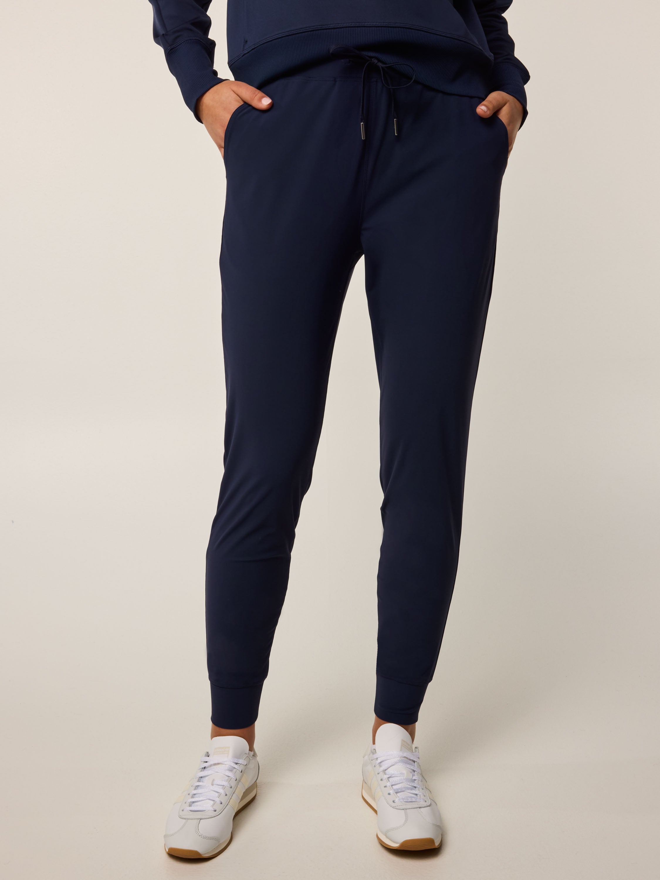 Greenie Phoenix Jogger (Maltese Blue) in MALTESE BLUE