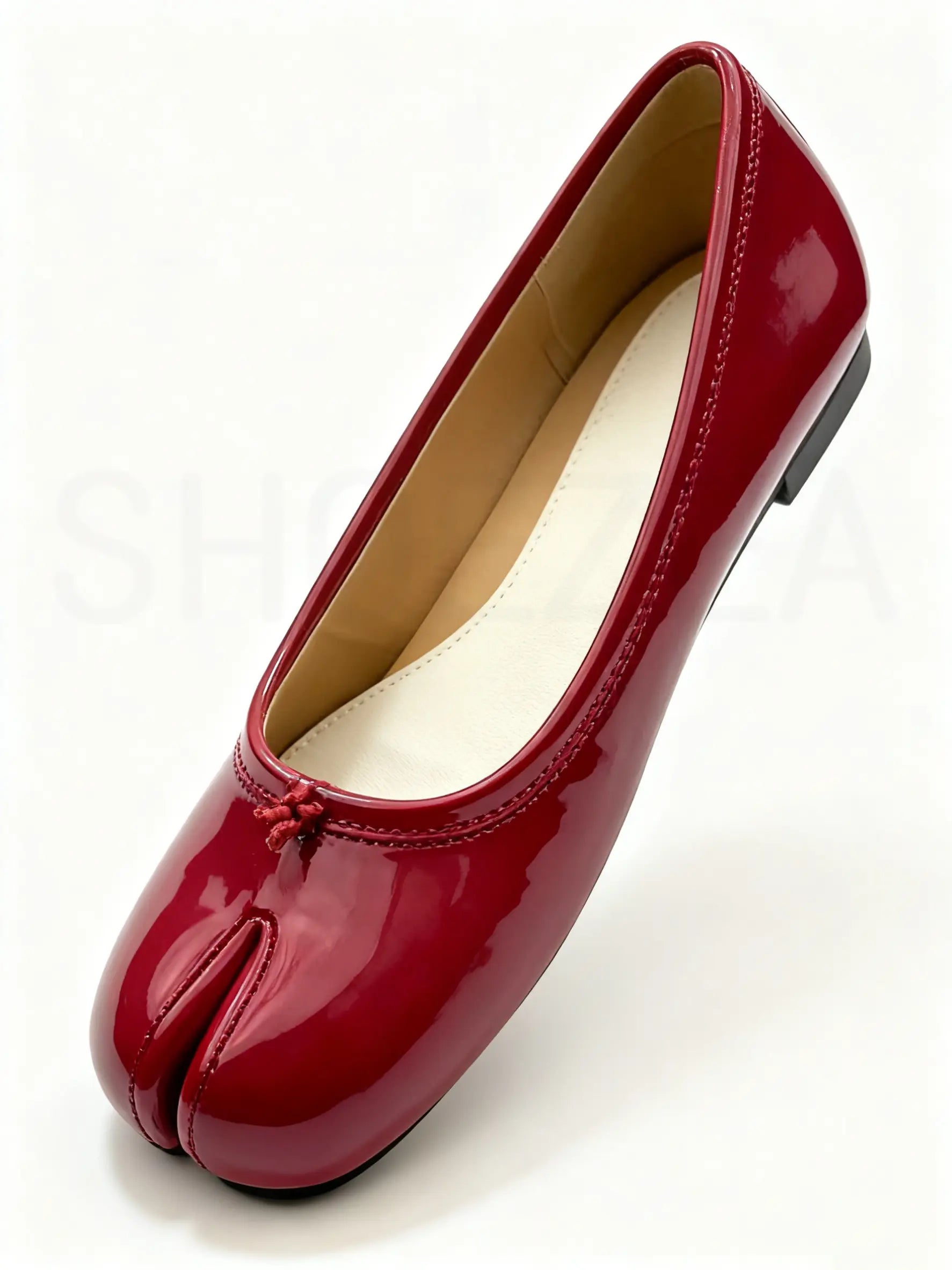 Patent Leather Split-Toe Tabi Ballet Flats with Glossy Finish