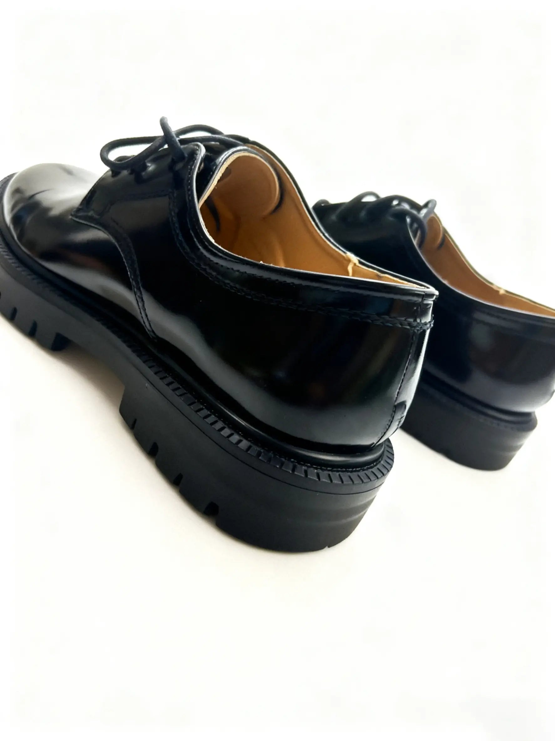 Lace-Up Split-Toe Tabi Loafers with Chunky Block Heel