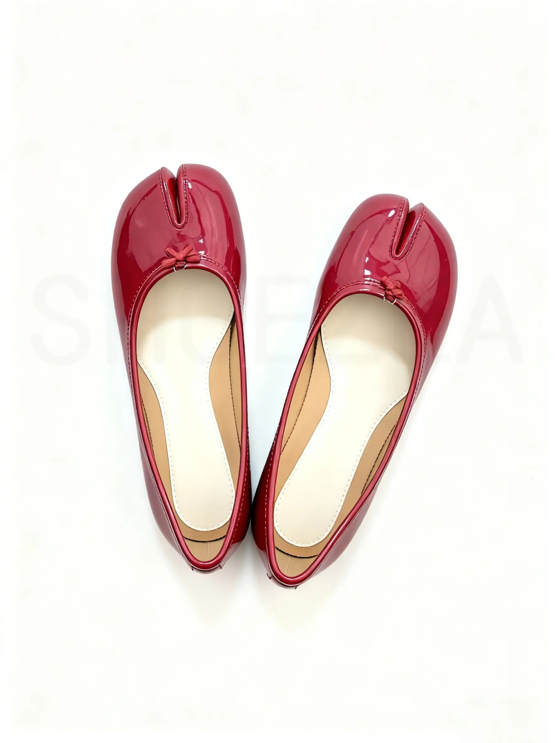 Patent Leather Split-Toe Tabi Ballet Flats with Glossy Finish