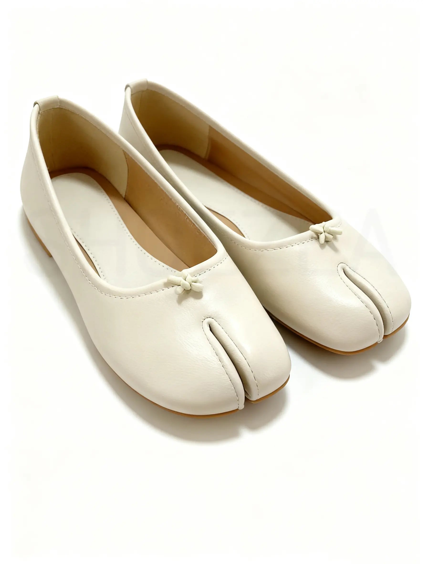 Women’s Split-Toe Tabi Ballet Flats for Everyday Comfort