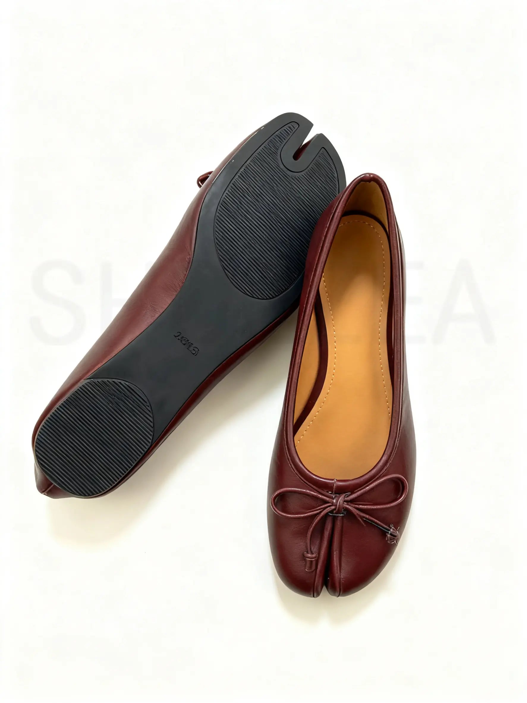 Women’s Split-Toe Tabi Ballet Flats with Elegant Bow Detail