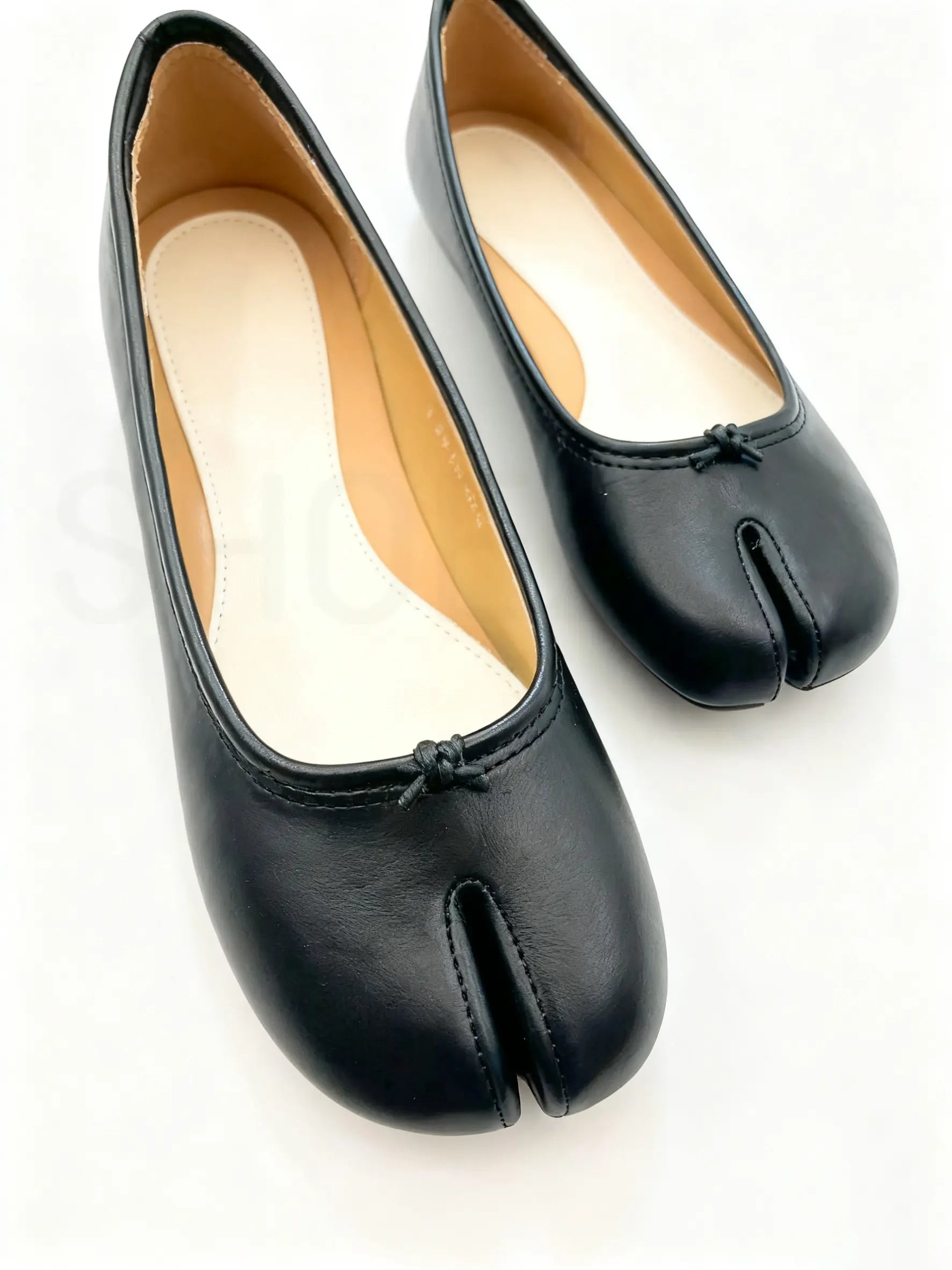 Women’s Split-Toe Tabi Ballet Flats for Everyday Comfort