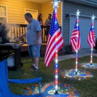 ✨Last Day: 49% OFF🔥American Flag Pathway Lights – Red, White & Blue Yard Glow for 250th Independence Celebration 🇺🇸