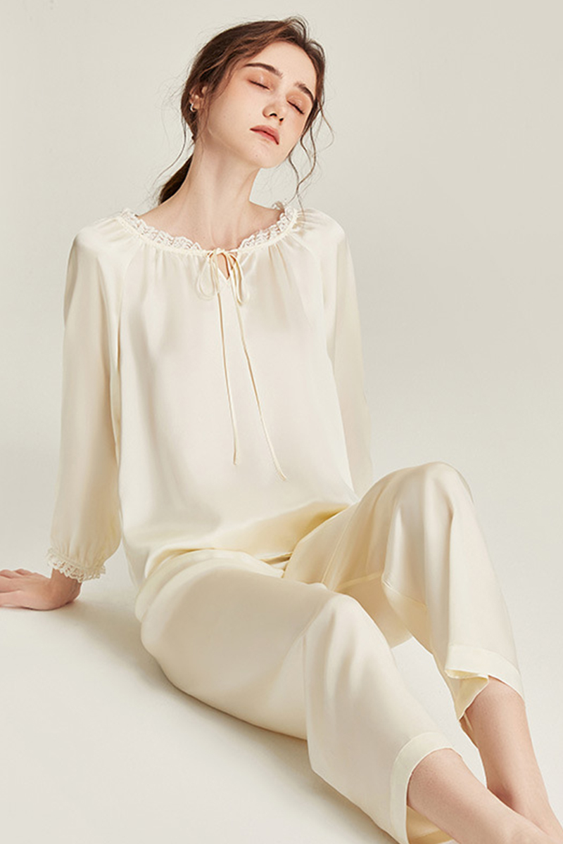6A Grade 100% Mulberry Silk Long Sleeve Crew Neck Pajamas Set