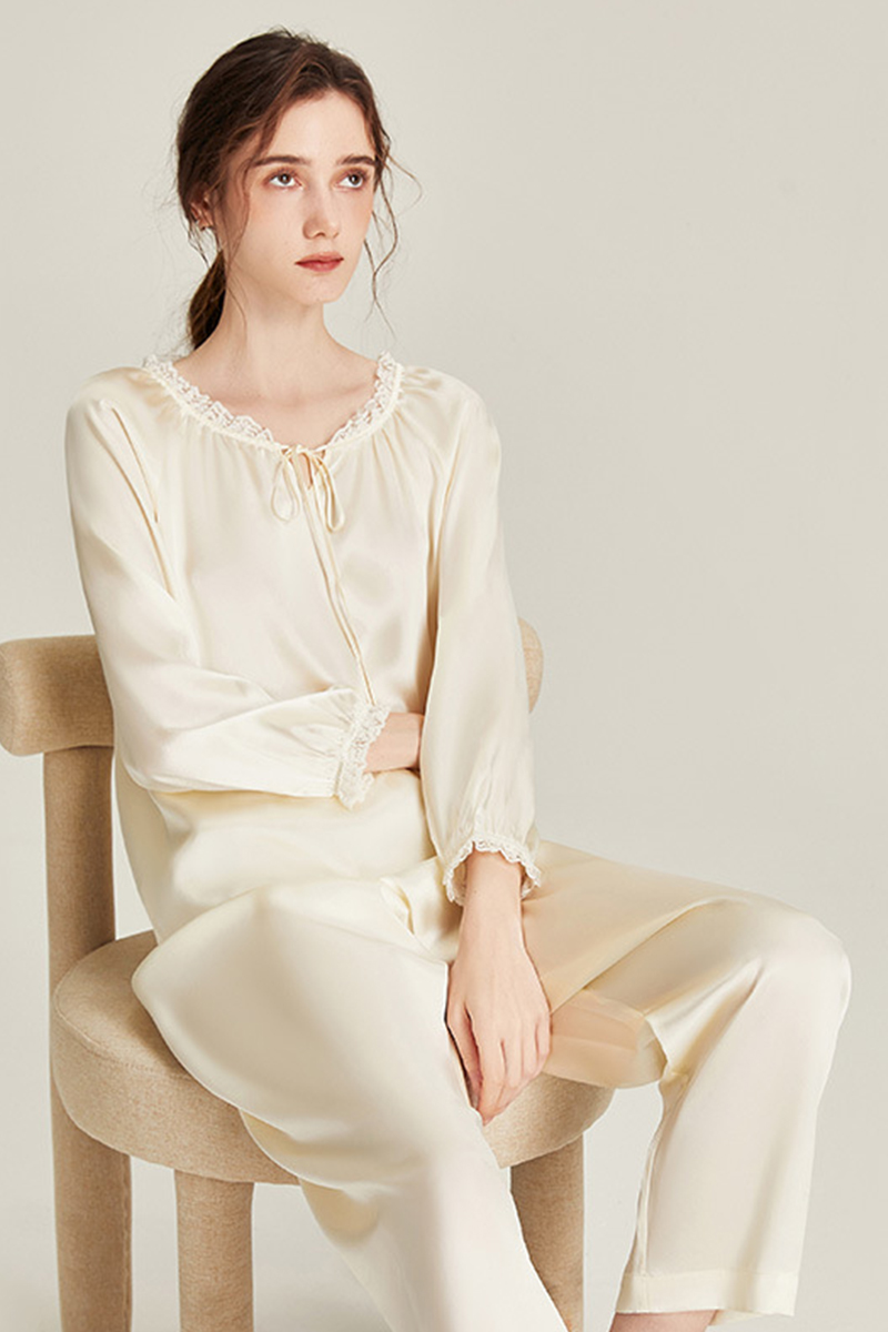 6A Grade 100% Mulberry Silk Long Sleeve Crew Neck Pajamas Set