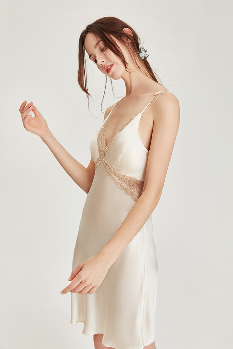 100% Mulberry Silk Lingerie Set Lace Slip Dress with Built-in Bra & Nightgown & Robe Set 2Pcs