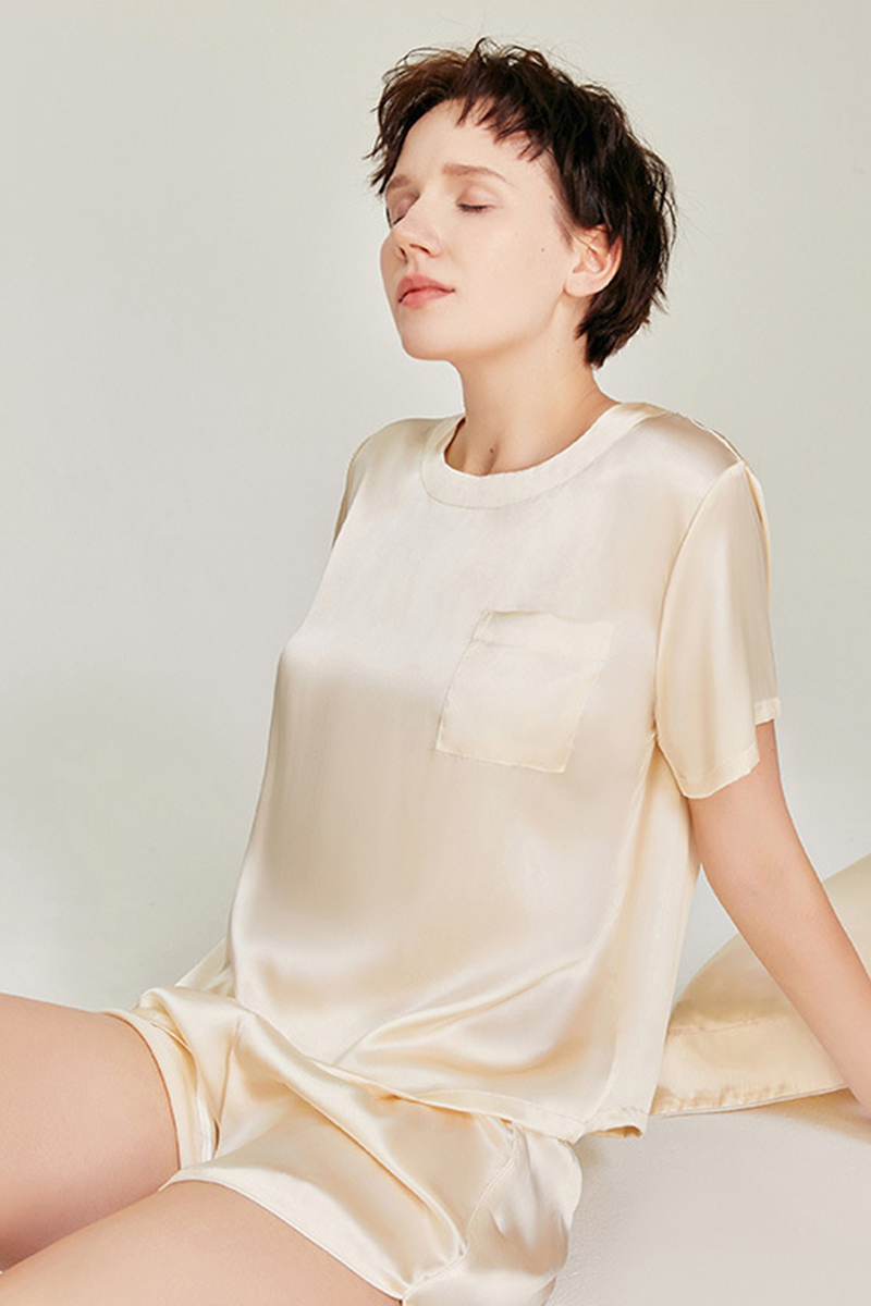 100% Mulberry Silk Short Sleeve & Shorts Pajamas Set