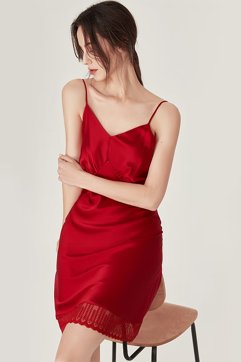 100% Mulberry Silk V-Neck Lace Spliced Slip Nightgown