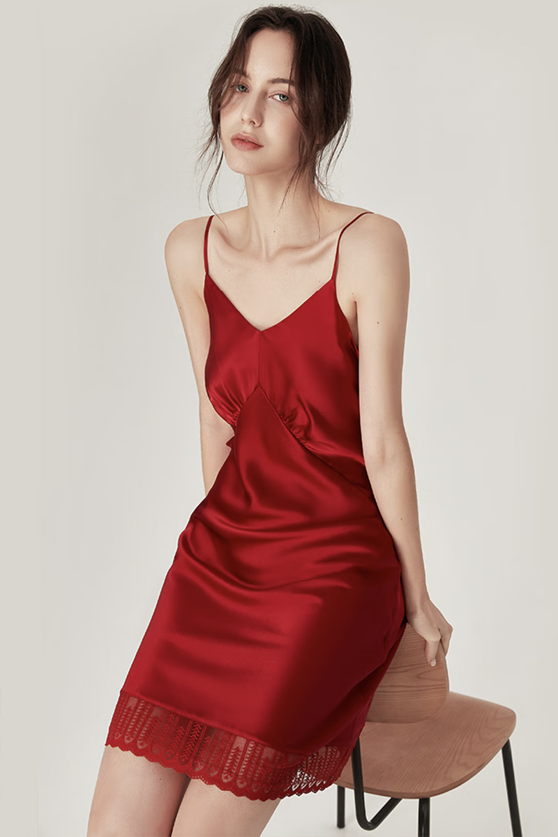 100% Mulberry Silk V-Neck Lace Spliced Slip Nightgown