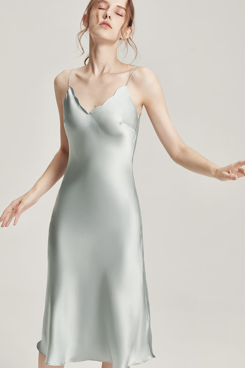 19 Momme Heavy Mulberry Silk  Nightgown Mid-Length Dress Wearable as Evening Gown
