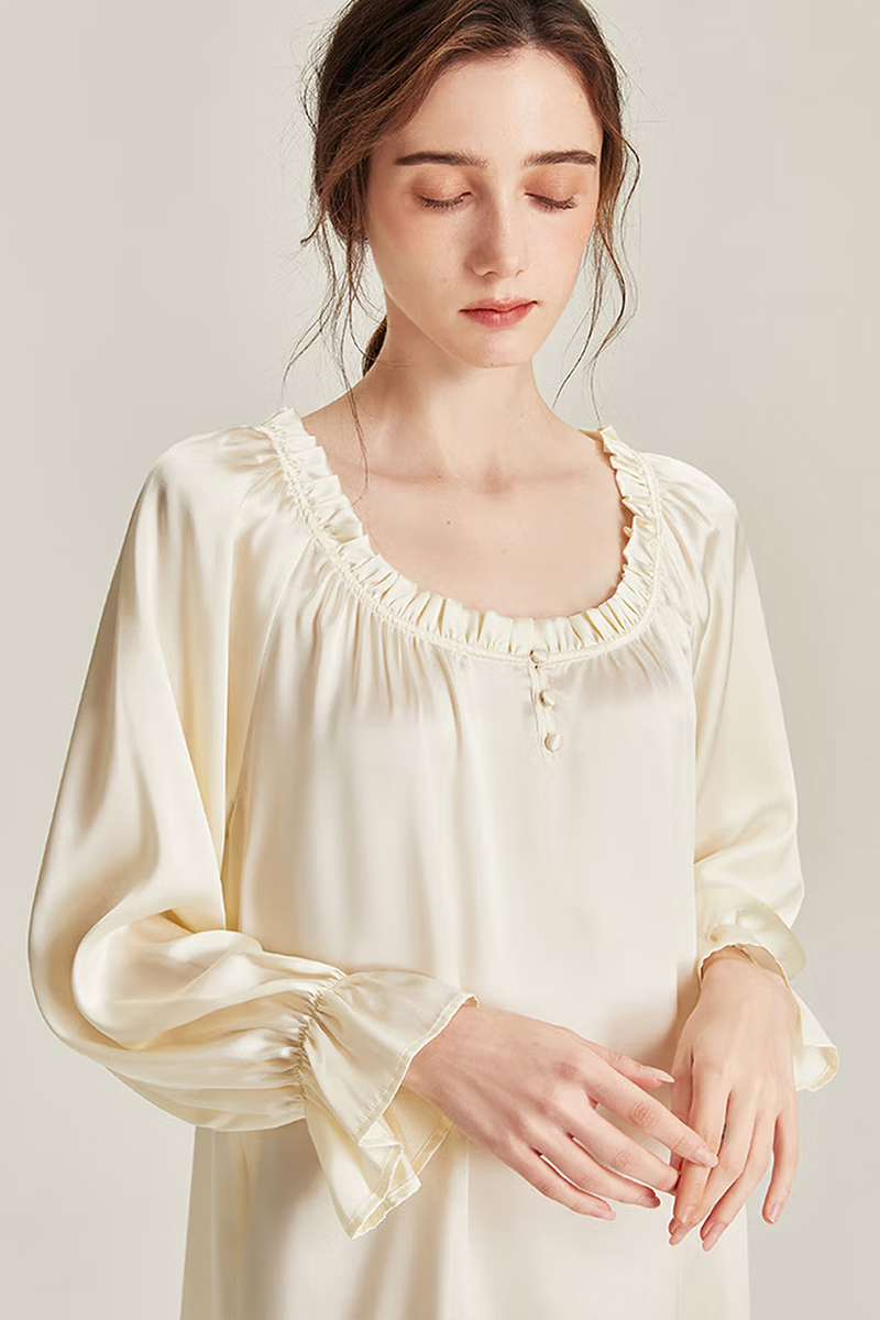 100% Mulberry Silk Long Sleeve Dress Lace Loose Nightgown