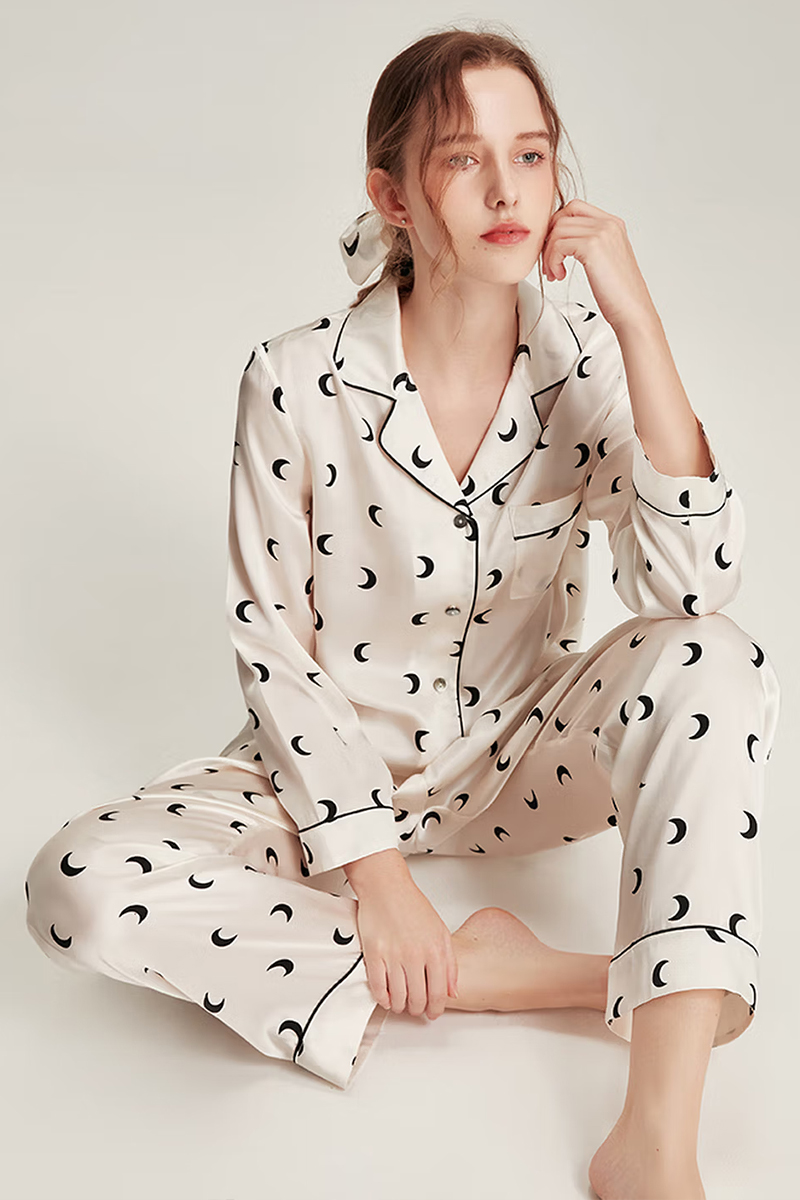 100% Mulberry Silk Loungewear Crescent Pattern Pajama